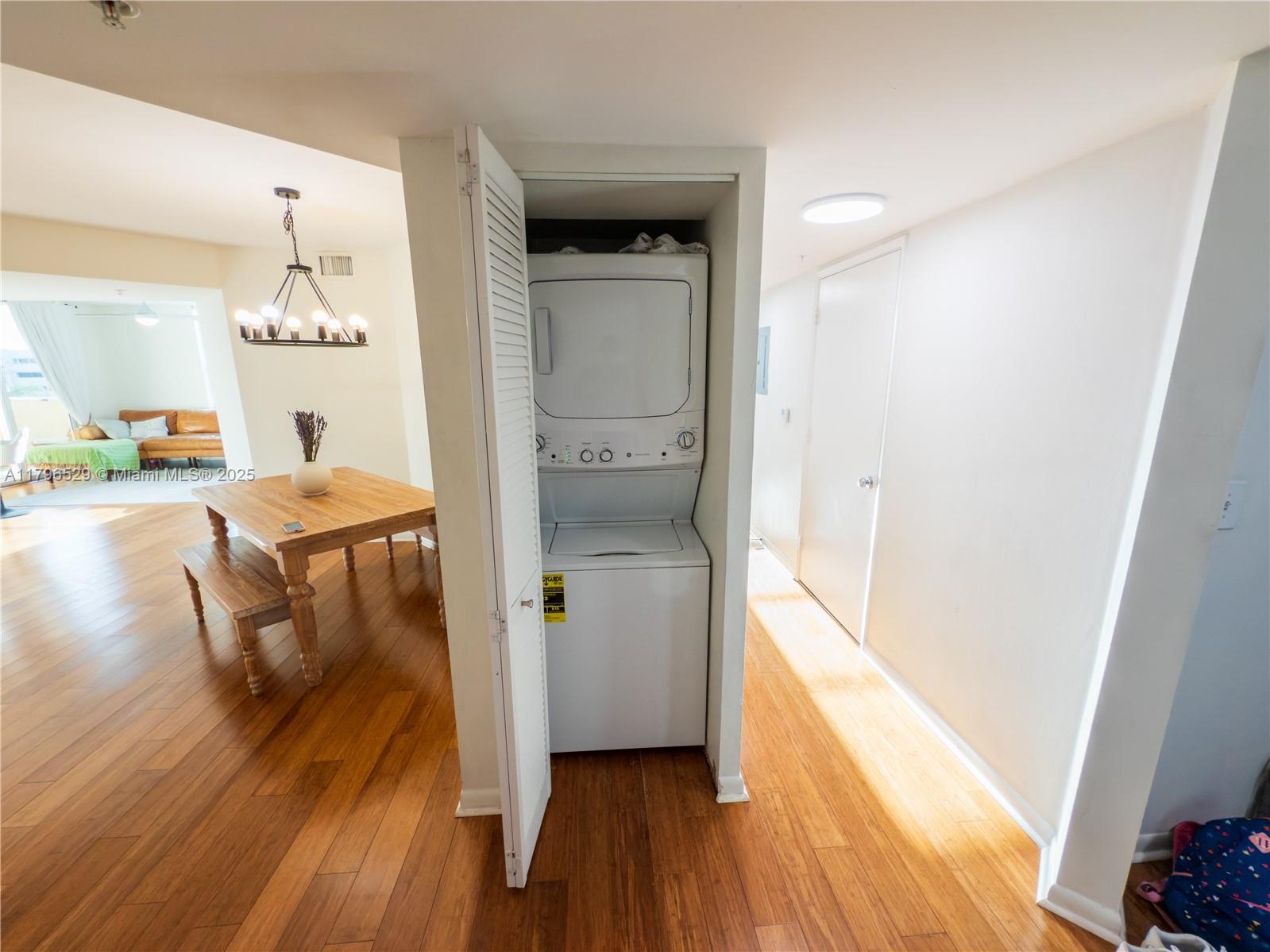 LAS OLAS BY THE RIVER CON - Residential