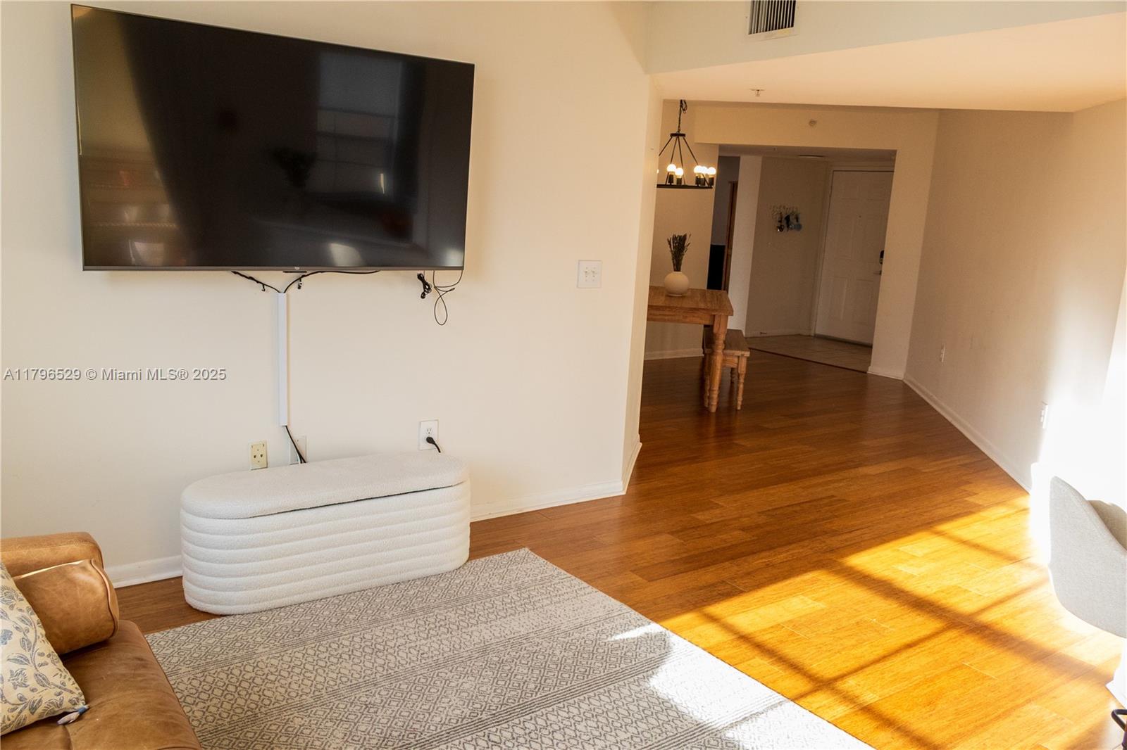 LAS OLAS BY THE RIVER CON - Residential