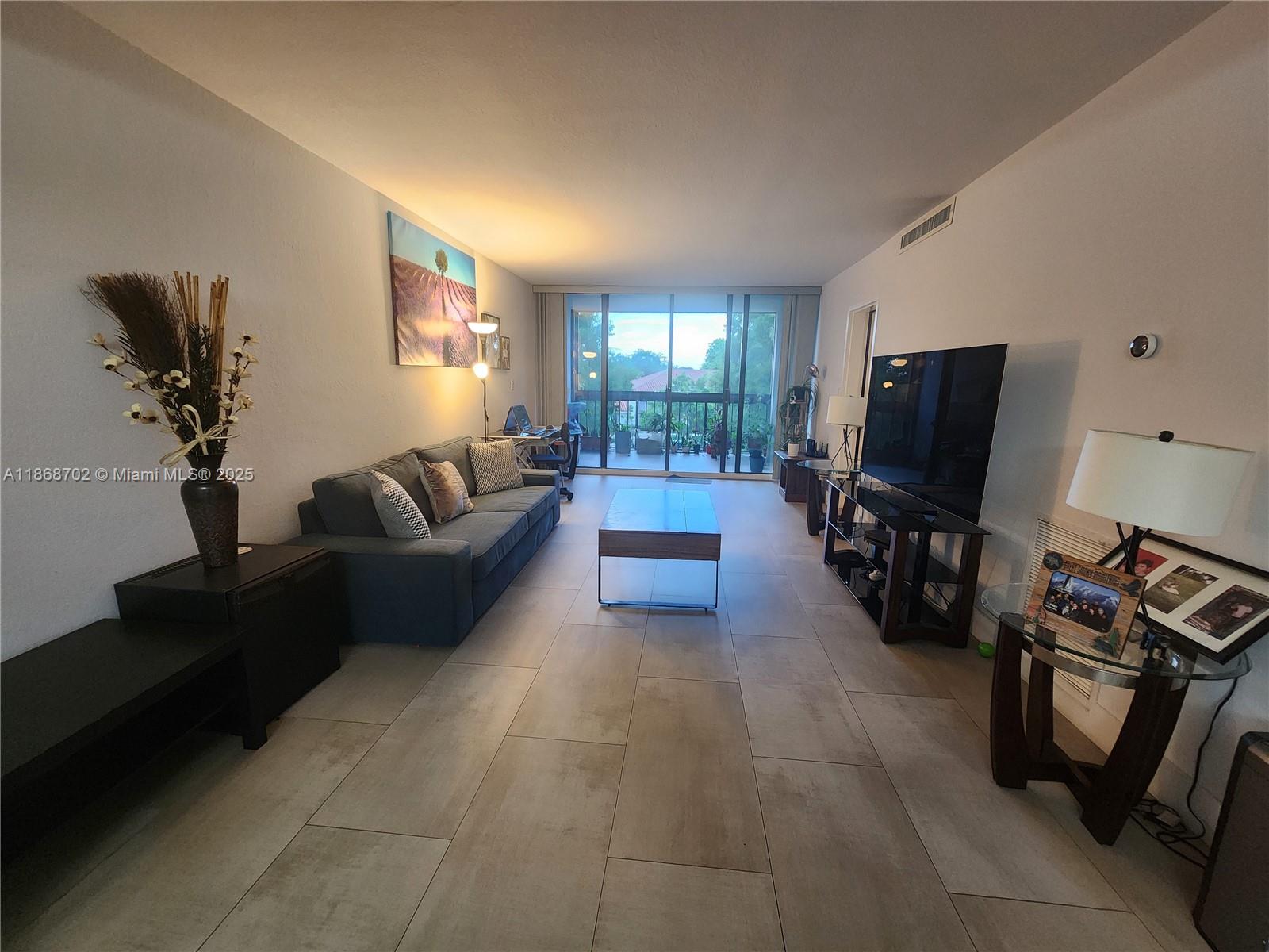 GREENGLADES CONDO IV - Residential Lease