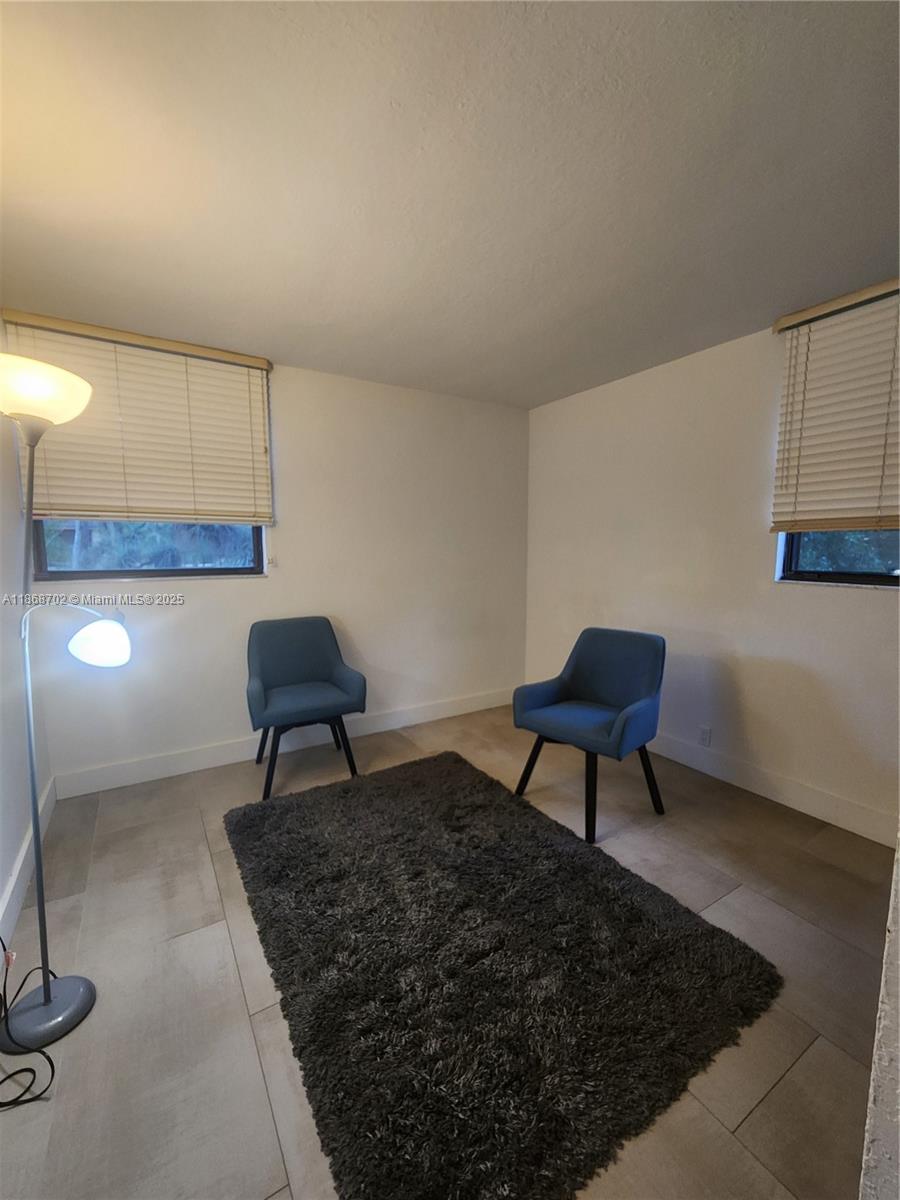 GREENGLADES CONDO IV - Residential Lease