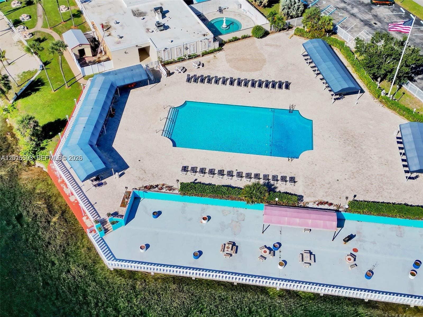 RAVENSWOOD ESTATES & MARI - Residential Lease
