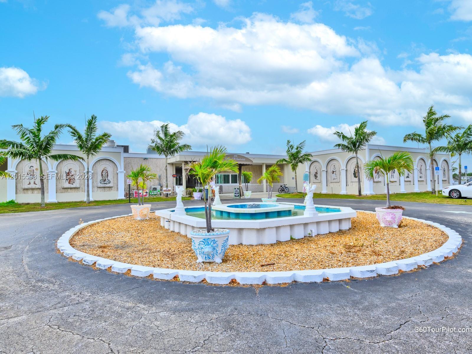 RAVENSWOOD ESTATES & MARI - Residential Lease