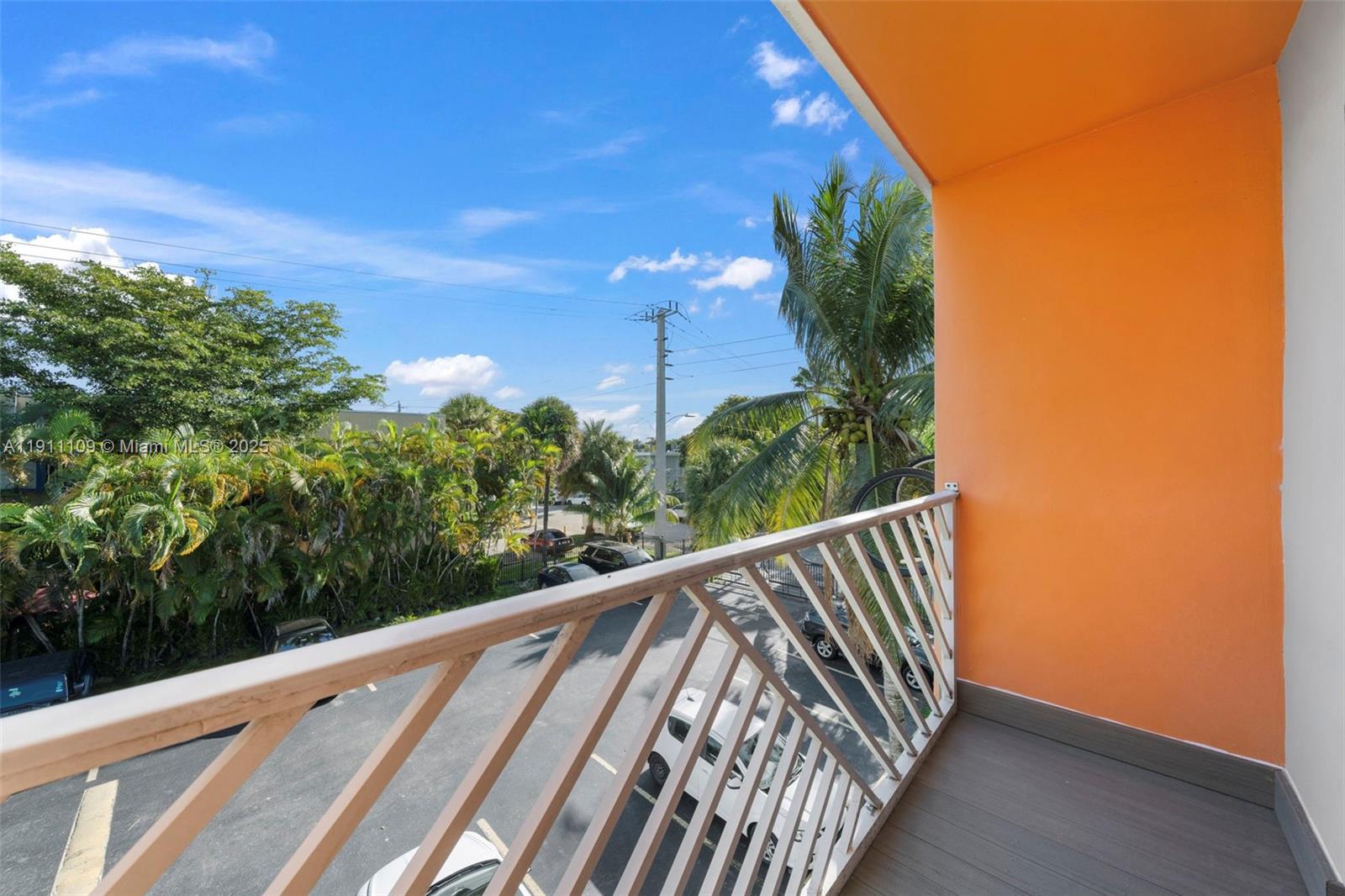 LE JEUNE GDN EST SEC 3 - Residential Lease