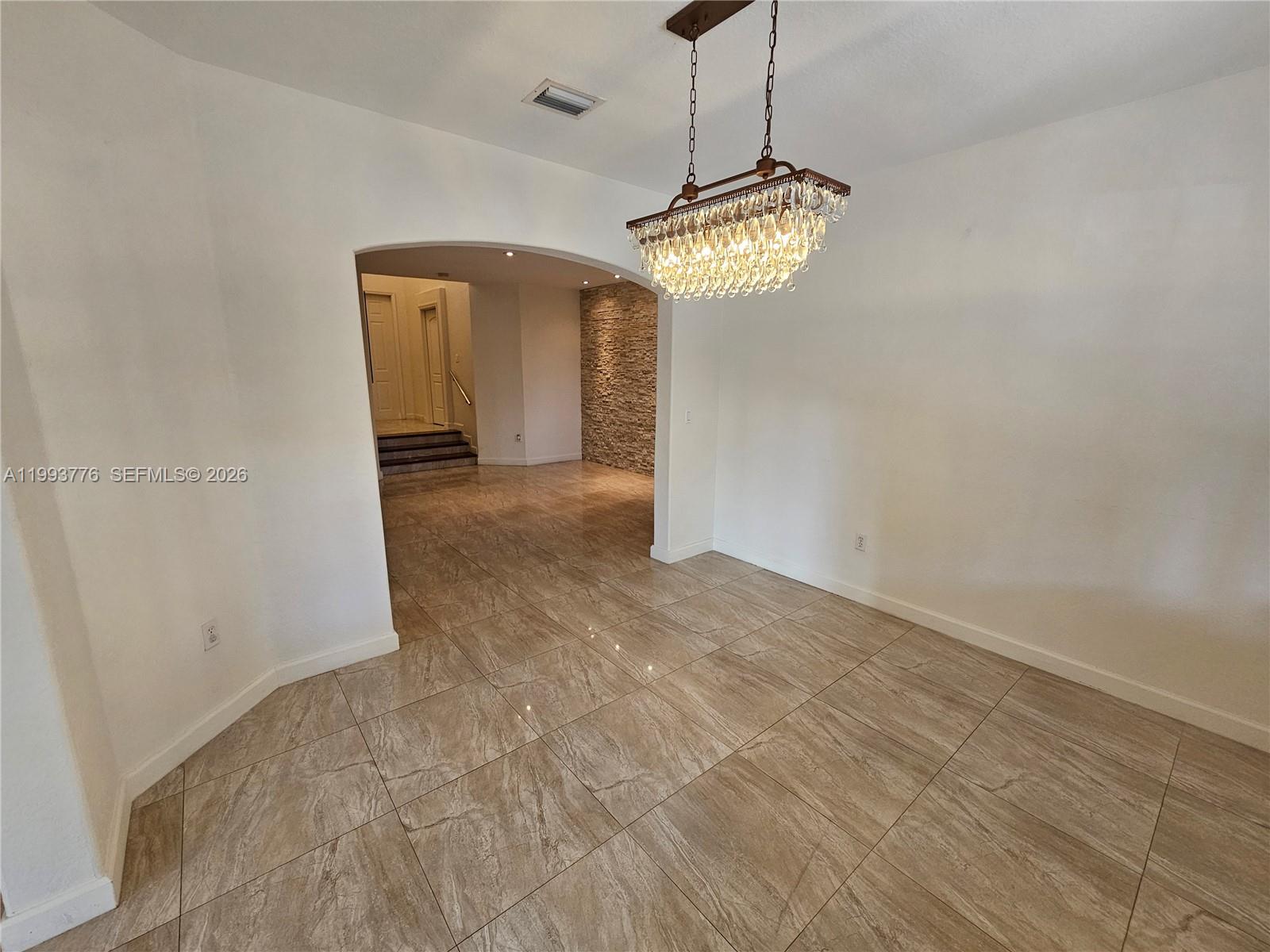 ISLANDS AT DORAL NORTHWES - Residential Lease