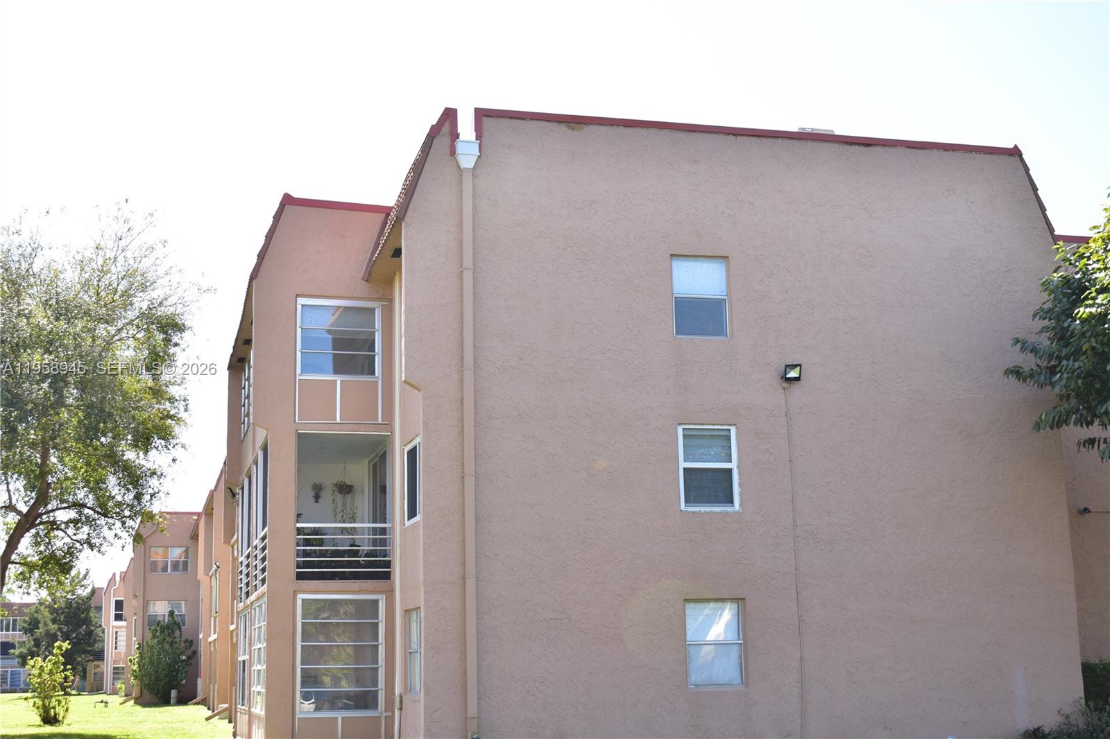 SUNRISE LAKES 151 CONDO - Residential