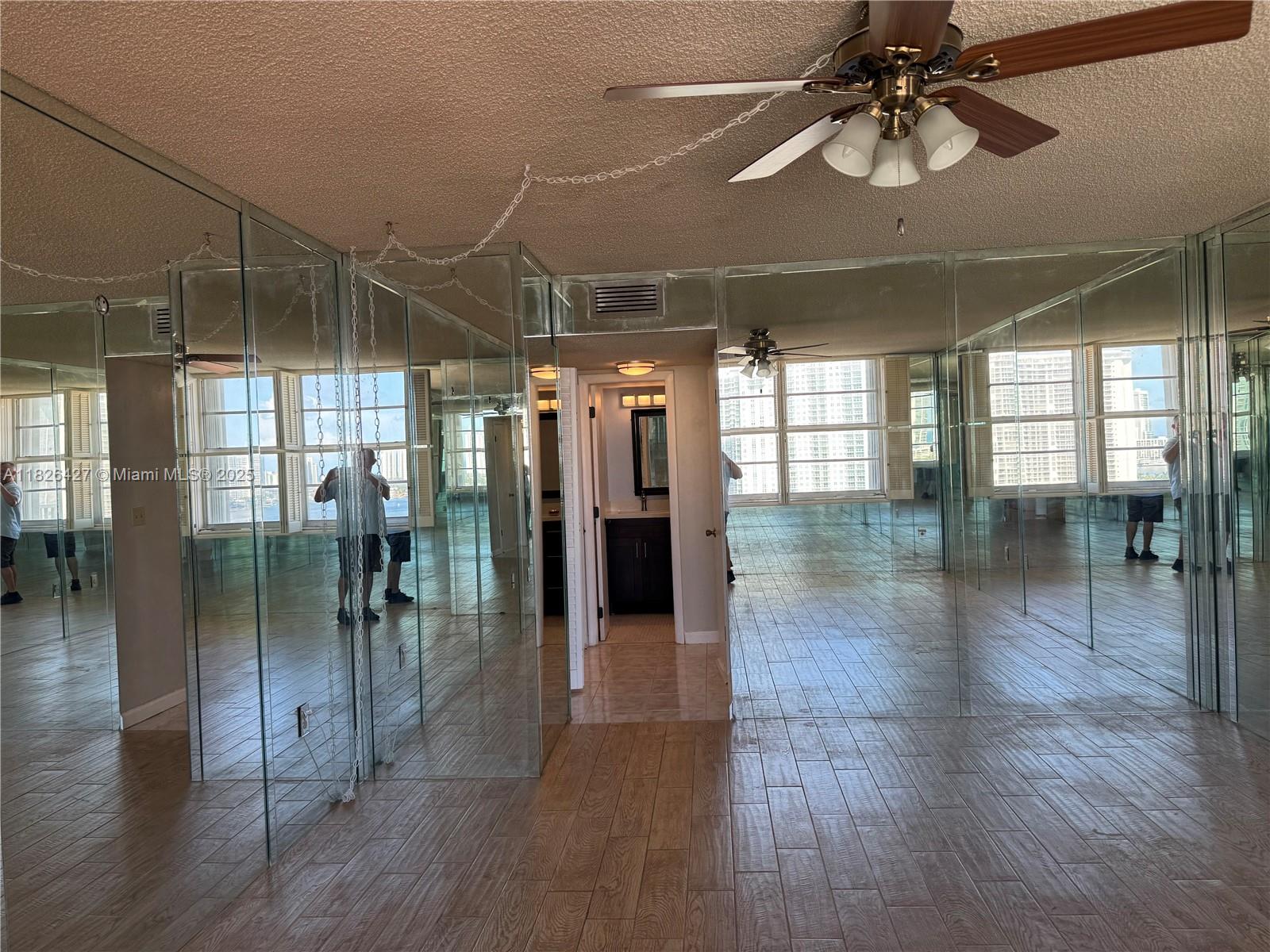 ADMIRALS PORT CONDO WEST - Residential