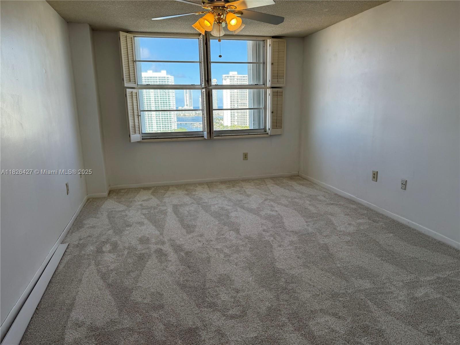 ADMIRALS PORT CONDO WEST - Residential