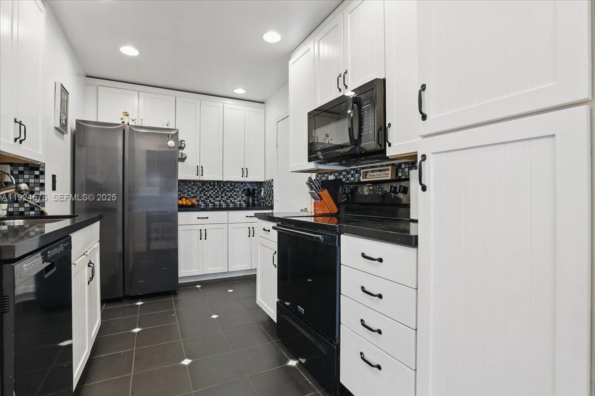 COLONY AT STIRLING - Residential