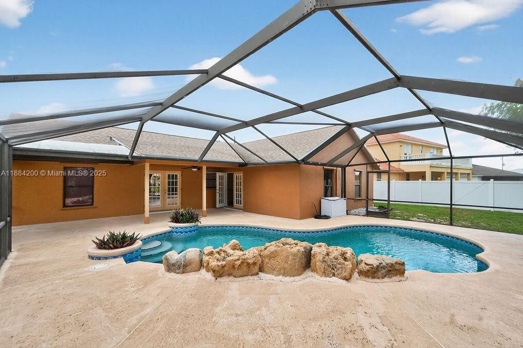 Photo of 3214 SE West Snow Rd, Port St Lucie, FL 34984 (MLS # A11884200)