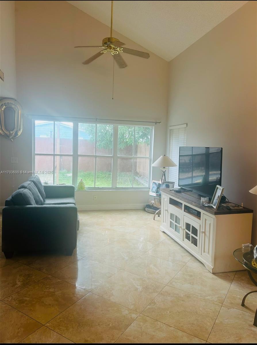 CORAL BAY REPLAT SECTION - Residential