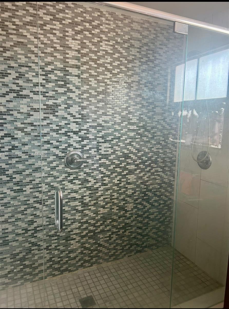 CORAL BAY REPLAT SECTION - Residential