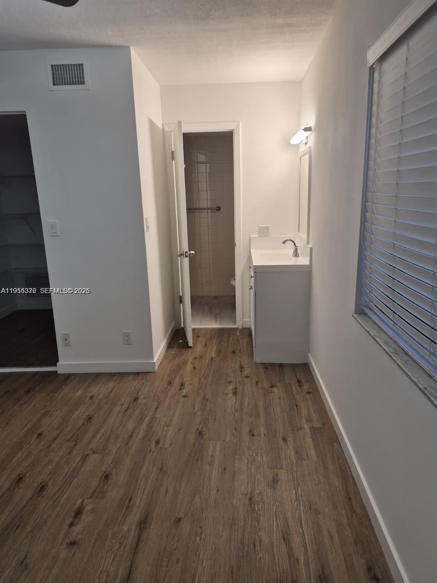 MALIBU CLUB CONDO - Residential Lease