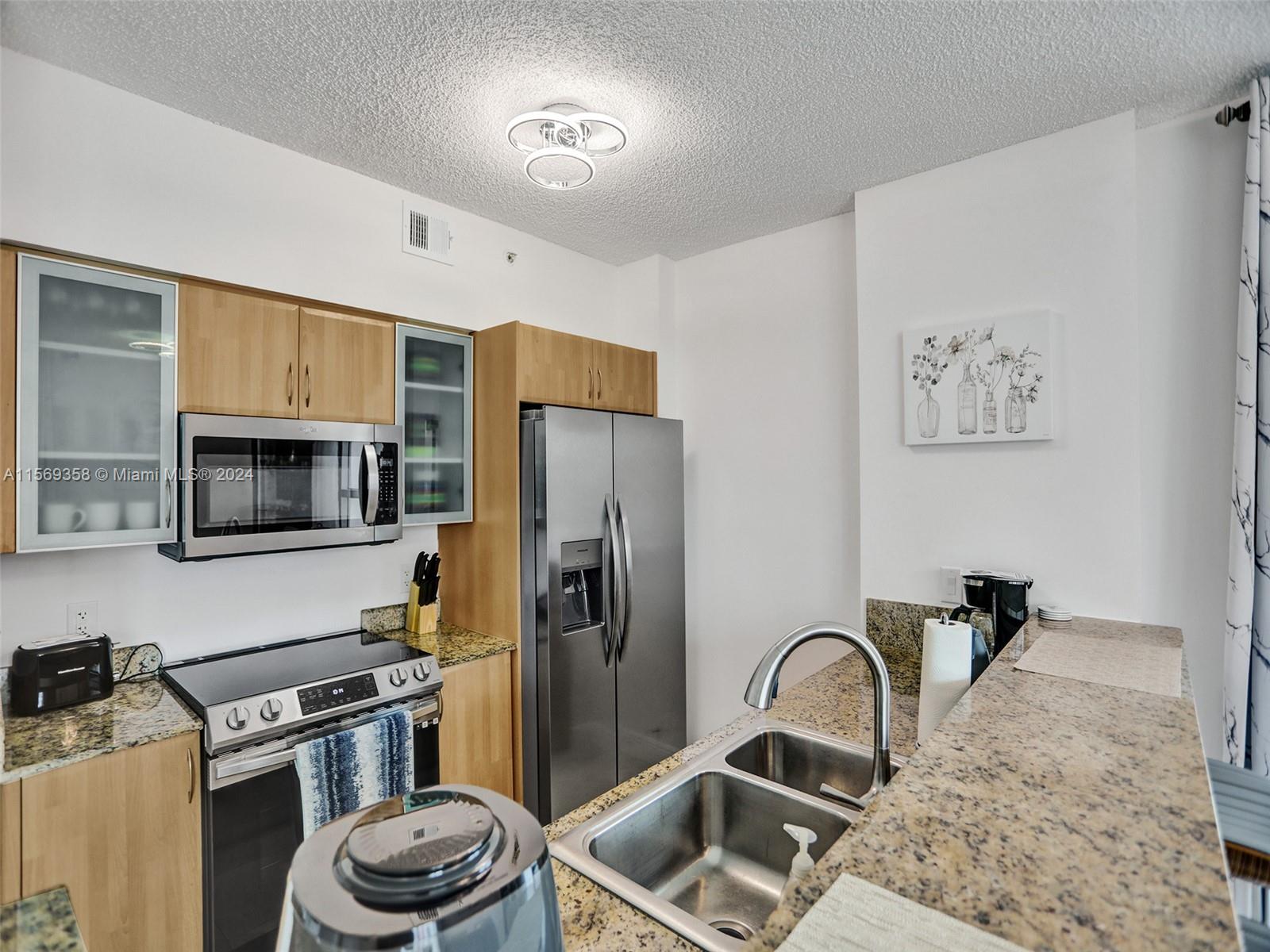 KING DAVID OF SUNNY ISLES - Residential Lease