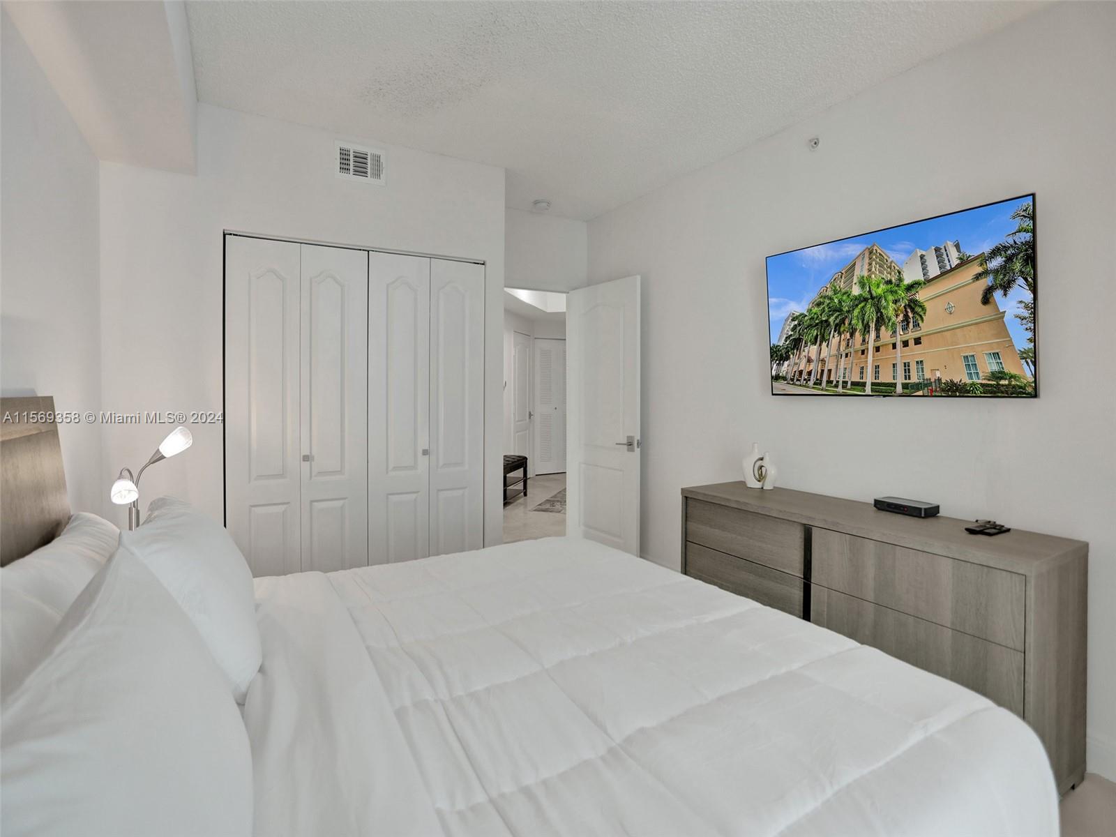 KING DAVID OF SUNNY ISLES - Residential Lease