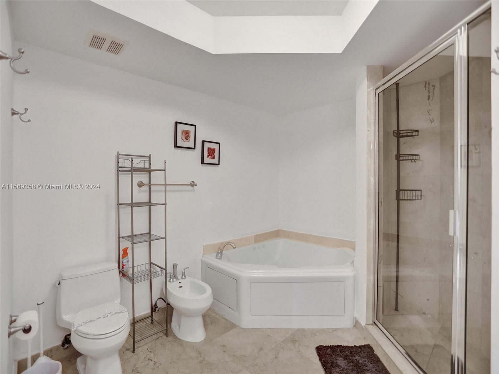 KING DAVID OF SUNNY ISLES - Residential Lease