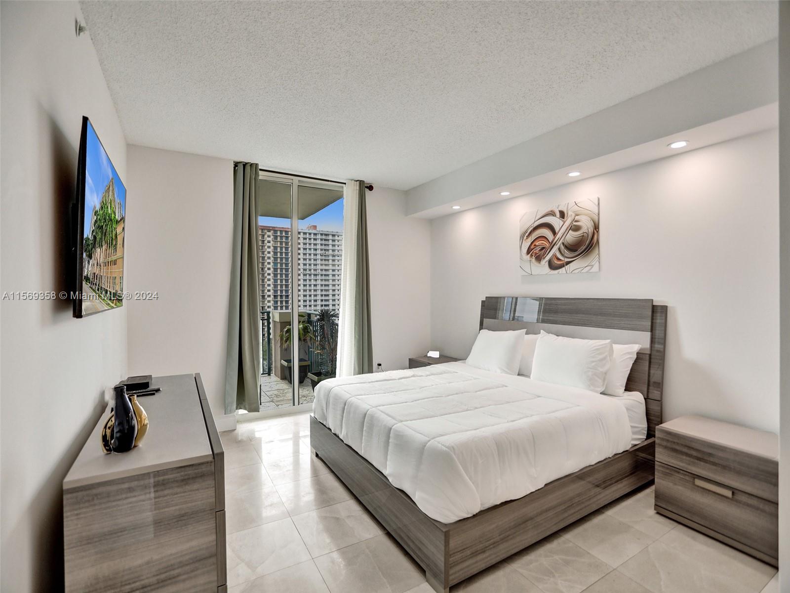 KING DAVID OF SUNNY ISLES - Residential Lease