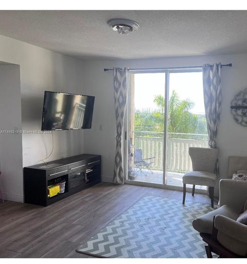 Condominium in Miami FL 3500 Coral Way Way.jpg