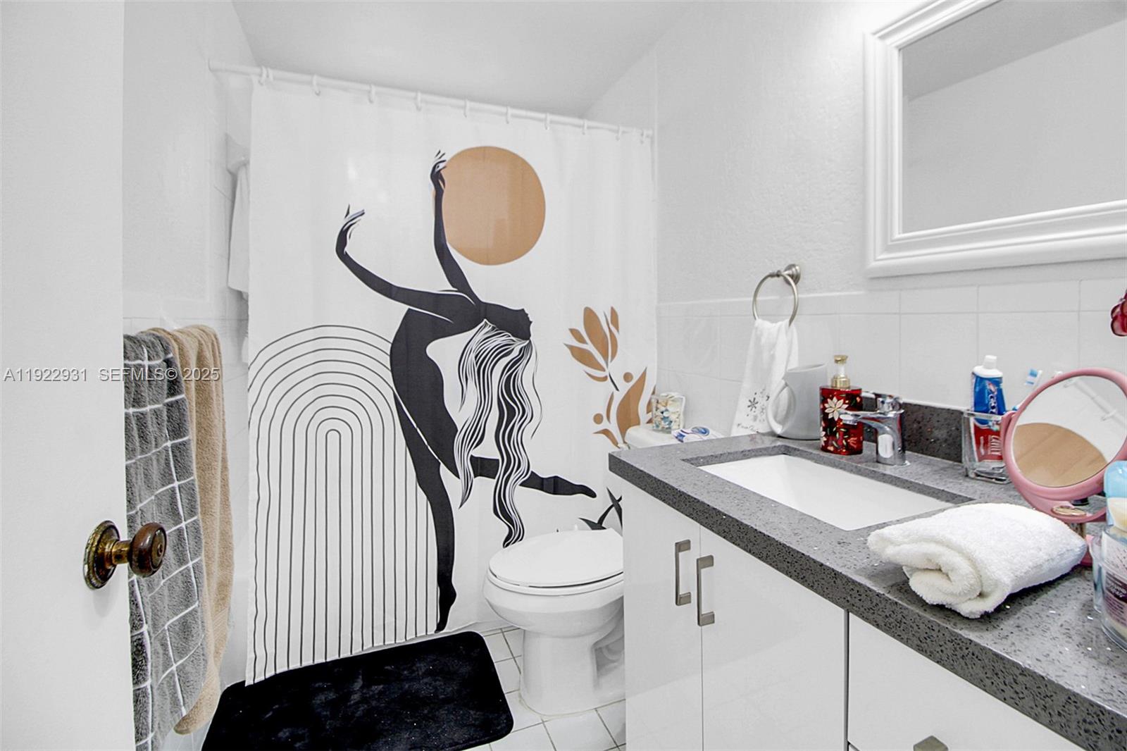 7700 Camino Real D-101