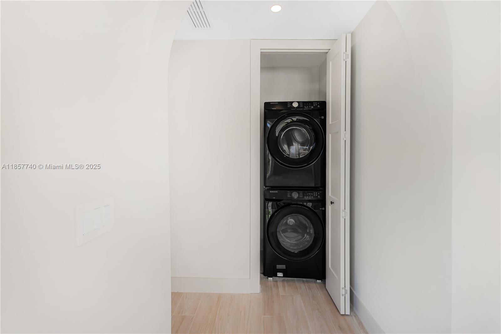 MCALLISTER TERRACE - Residential Lease