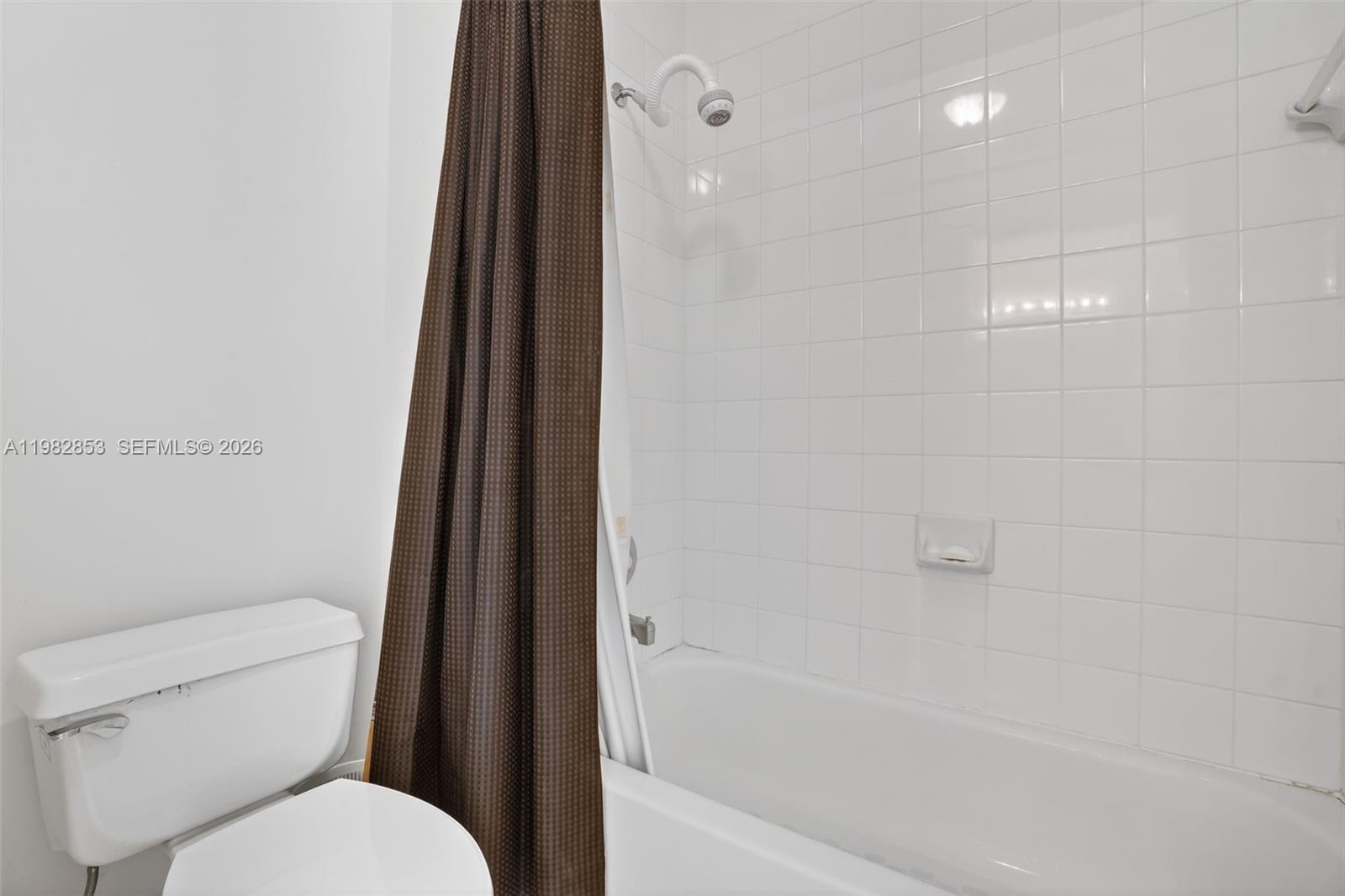 SAPPHIRE POINTE - DIAMOND - Residential