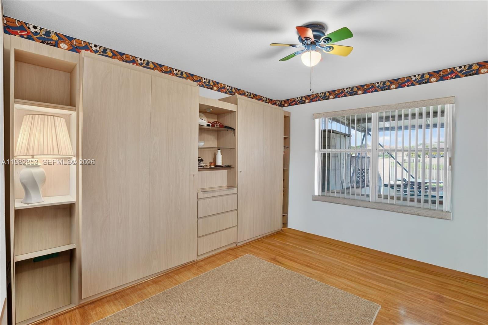 SAPPHIRE POINTE - DIAMOND - Residential