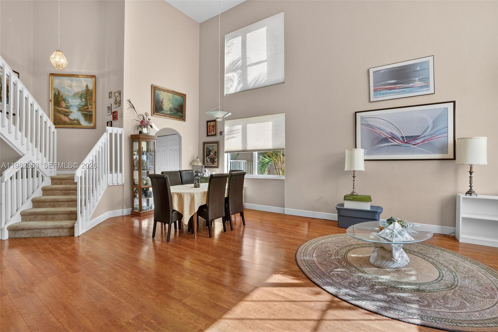 SAPPHIRE POINTE - DIAMOND - Residential