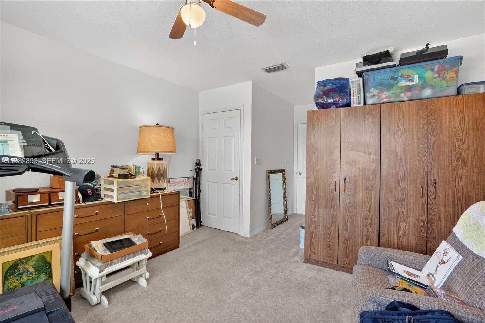 SAPPHIRE POINTE - DIAMOND - Residential