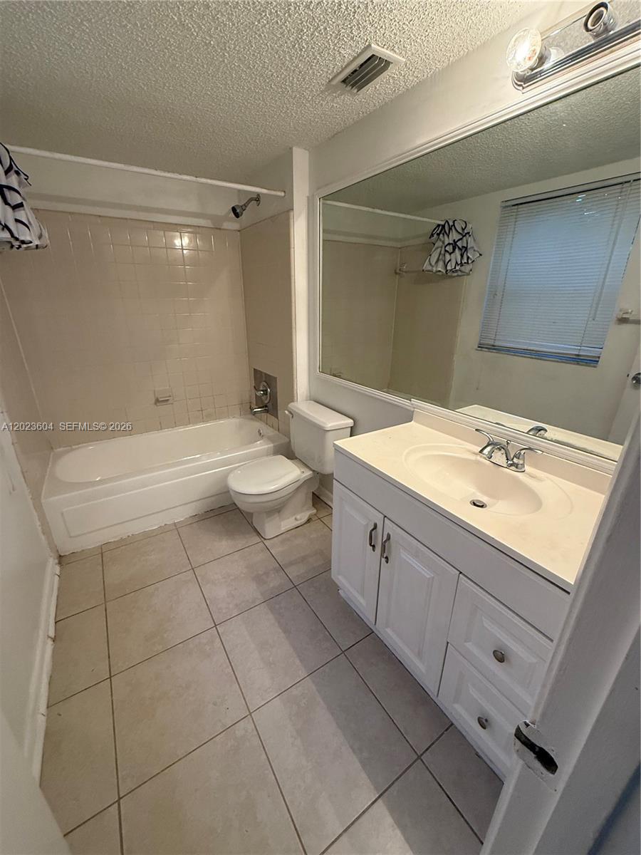PALM AIRE GARDENS CONDO - Residential