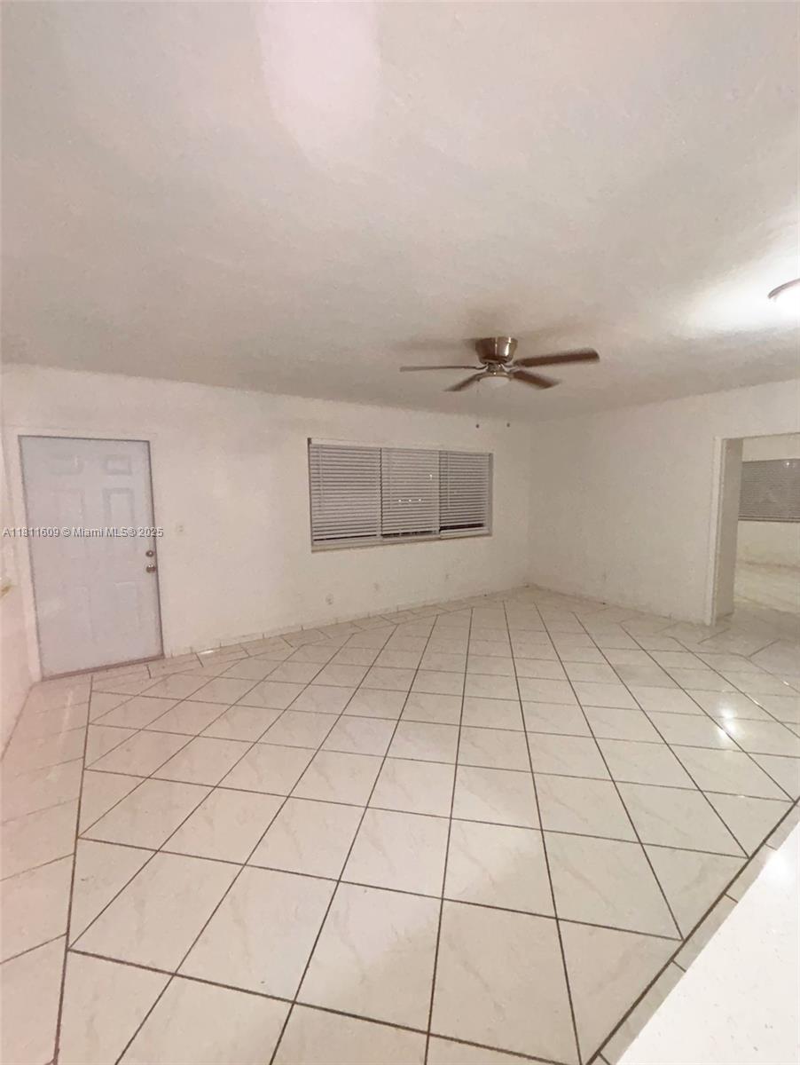 NORMANDY WATERWAY SUB - Residential Lease