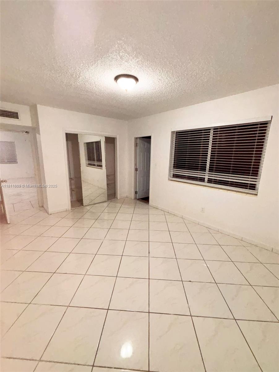NORMANDY WATERWAY SUB - Residential Lease