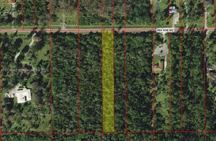 Great land to build, don’t miss this opportunity. Owner has 1 more lot available, contact us for more details. Can be financed.