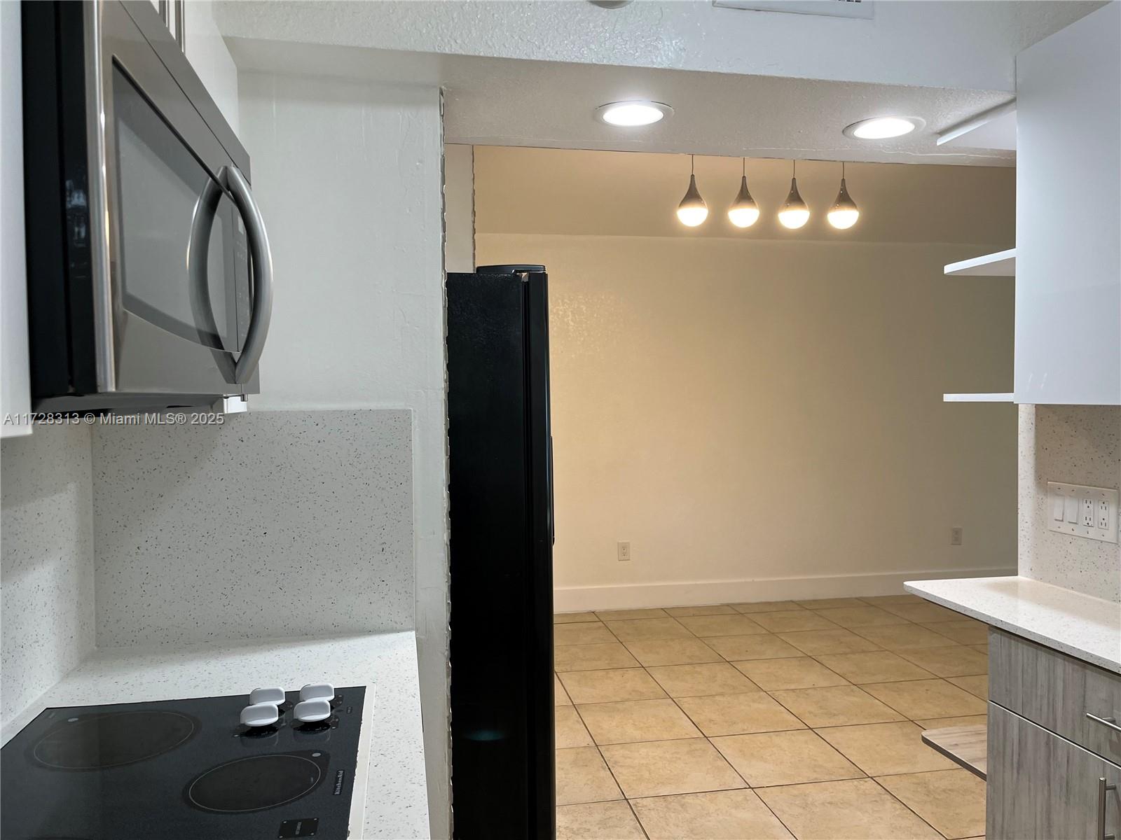 THE GREENS CONDO - Residential