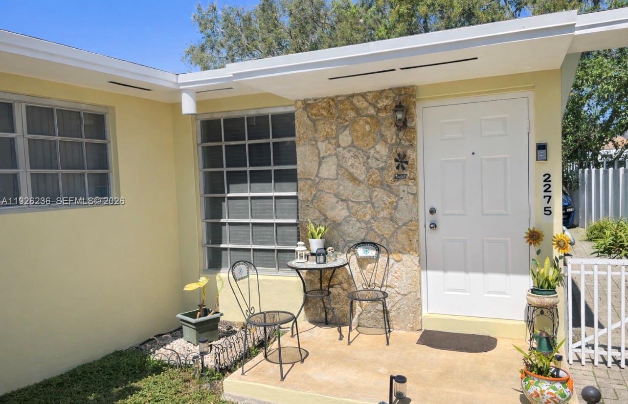 GRAPELAND - Residential Income