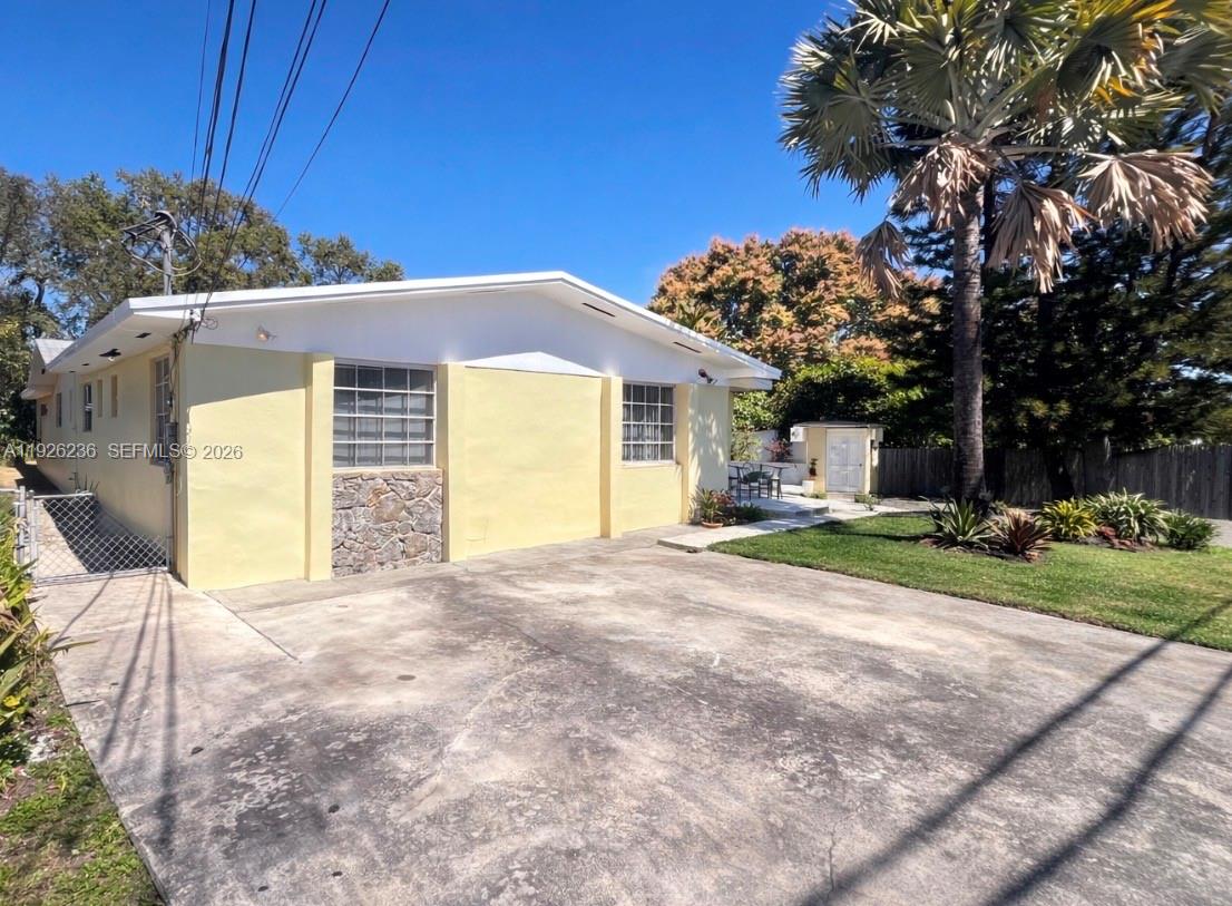 GRAPELAND - Residential Income