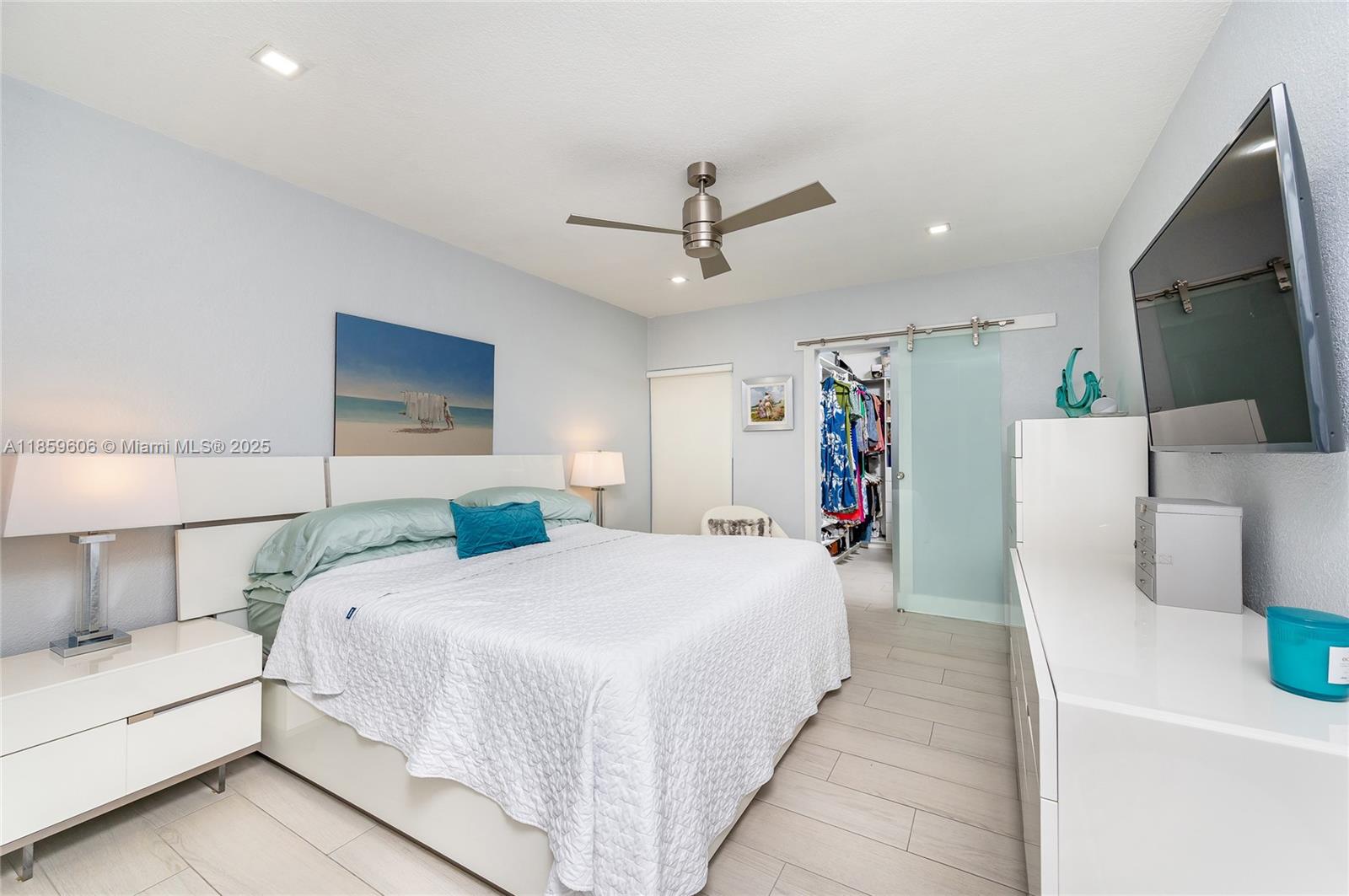 MIAMI LAKES LAKE HILDA TO - Residential