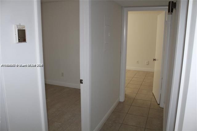 ROYAL POINCIANA CONDO - Residential Lease