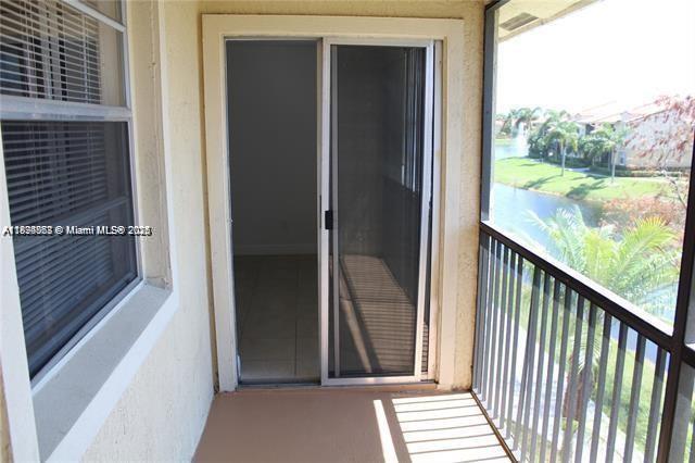 ROYAL POINCIANA CONDO - Residential Lease