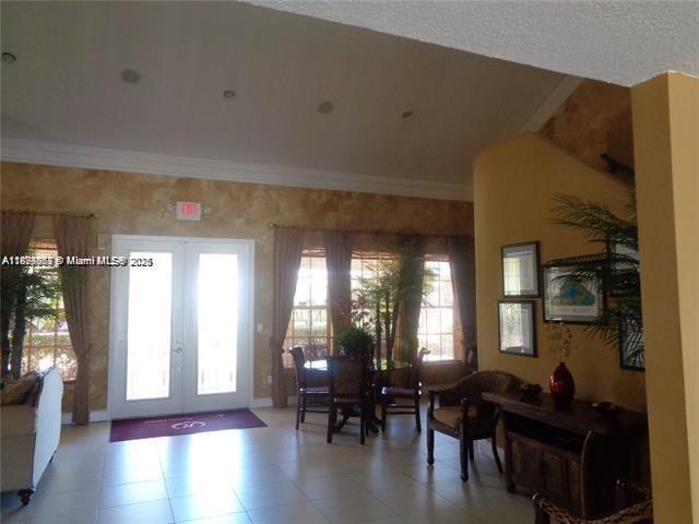 ROYAL POINCIANA CONDO - Residential Lease