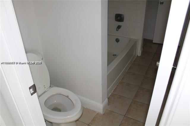 ROYAL POINCIANA CONDO - Residential Lease