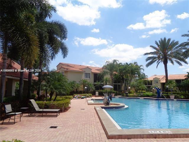 ROYAL POINCIANA CONDO - Residential Lease