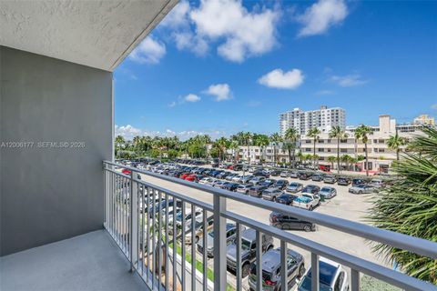 Tiny photo for 2642 Collins Ave #306, Miami Beach, FL 33140 (MLS # A12006177)