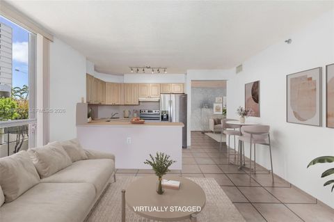 Tiny photo for 2642 Collins Ave #306, Miami Beach, FL 33140 (MLS # A12006177)