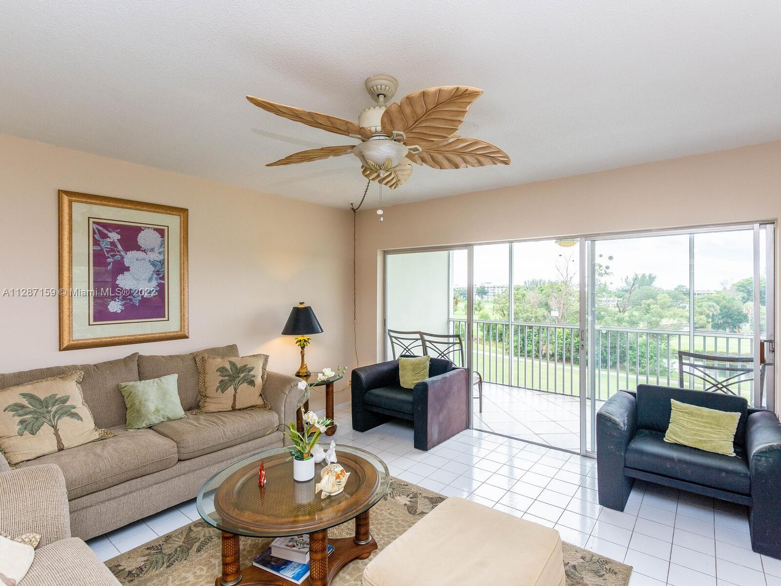 Photo 12 of 29 of 3000 N Palm Aire Dr 401 condo