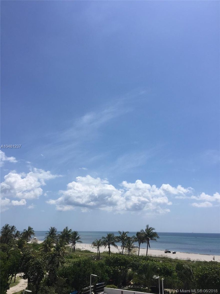 BEAUTIFUL OCEAN AND CRANDON PARK VIEWS FROM THIS FULLY FURNISHED 2 BED 2 BATH APT IN COMMODORE CLUB EAST BLDG. TOTALLY UPDATED KITCHEN WITH STAINLESS STEEL APPLIANCES. ALL YOU NEED IS YOUR TOOTHBRUSH. EASY TO SHOW CALL LISTING AGENT .