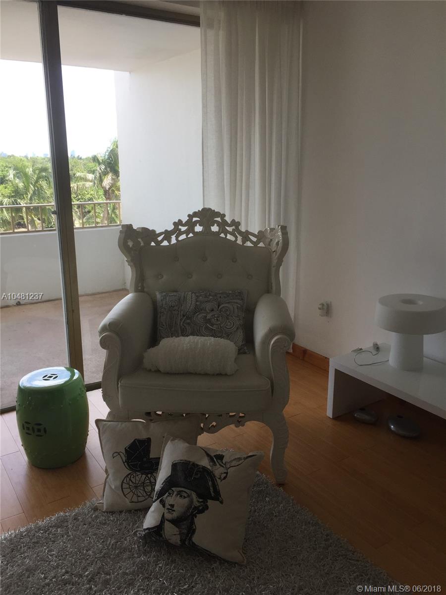 KEY BISCAYNE COMMODORE CL - Residential Lease