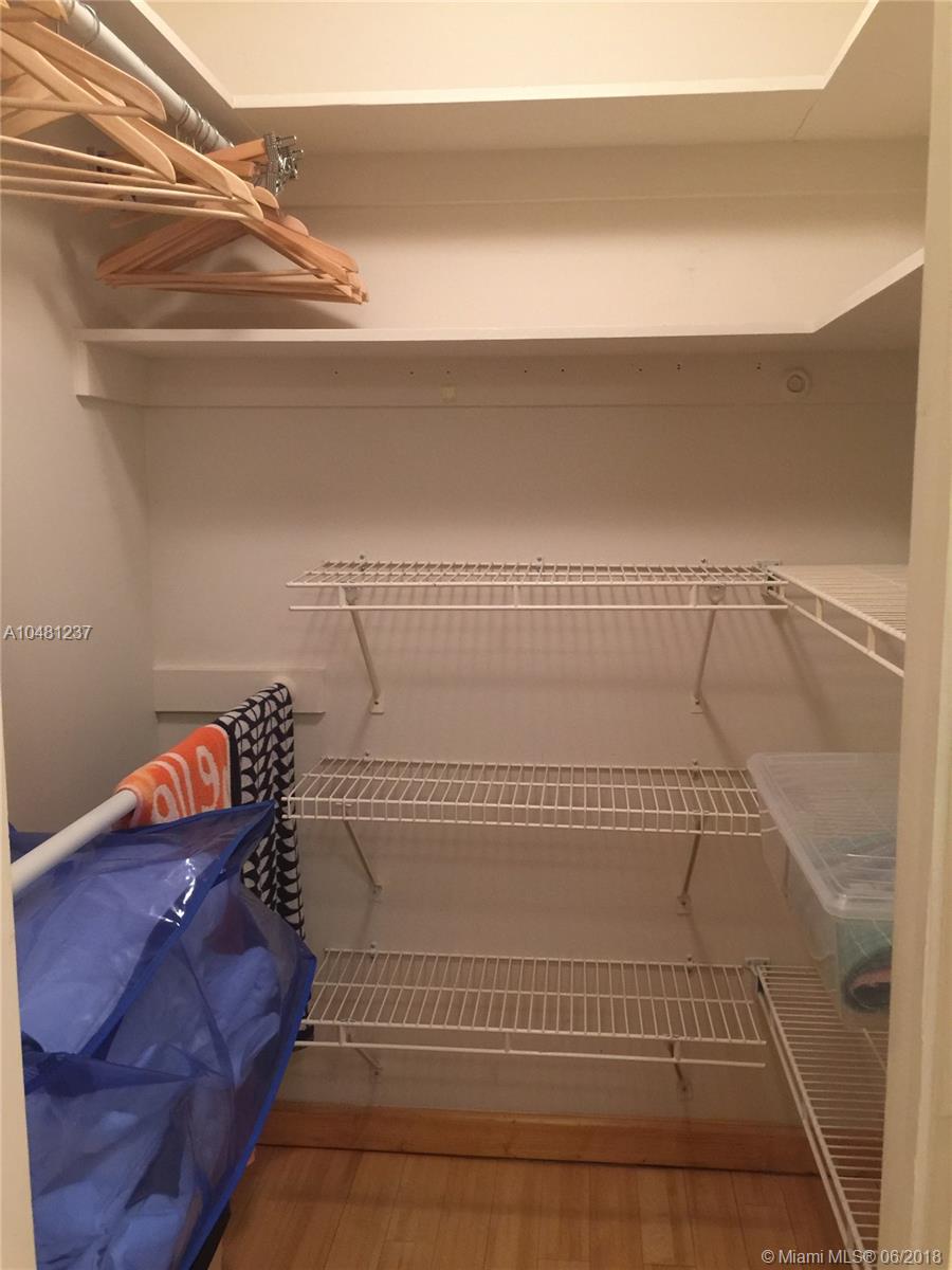 KEY BISCAYNE COMMODORE CL - Residential Lease