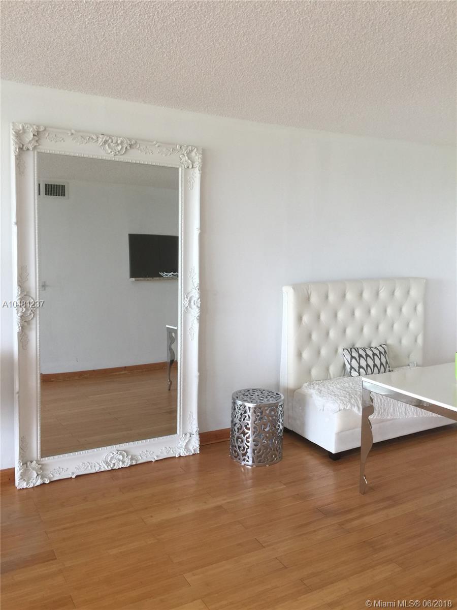 KEY BISCAYNE COMMODORE CL - Residential Lease