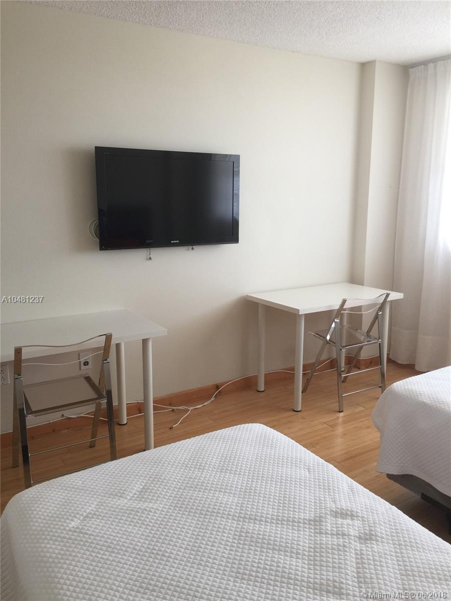 KEY BISCAYNE COMMODORE CL - Residential Lease