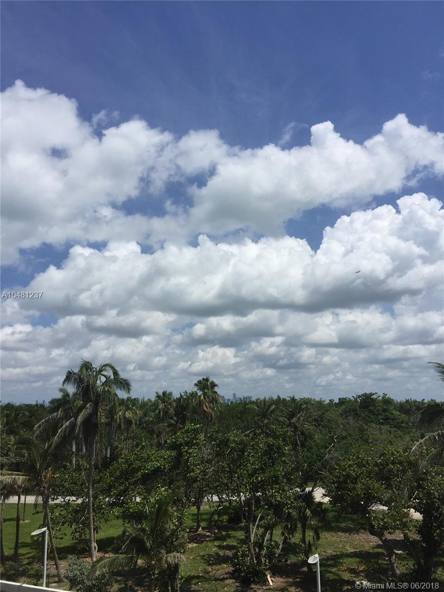 KEY BISCAYNE COMMODORE CL - Residential Lease