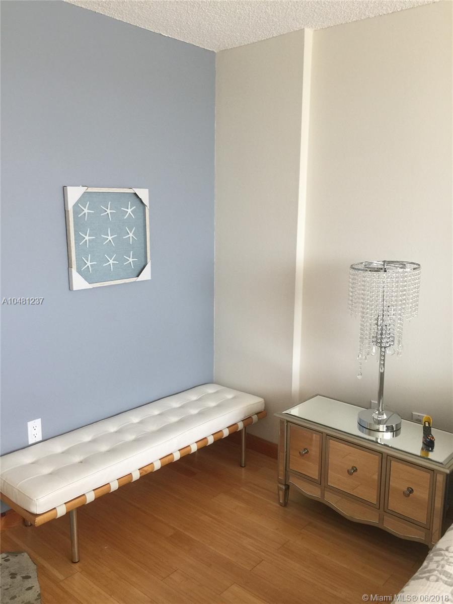 KEY BISCAYNE COMMODORE CL - Residential Lease